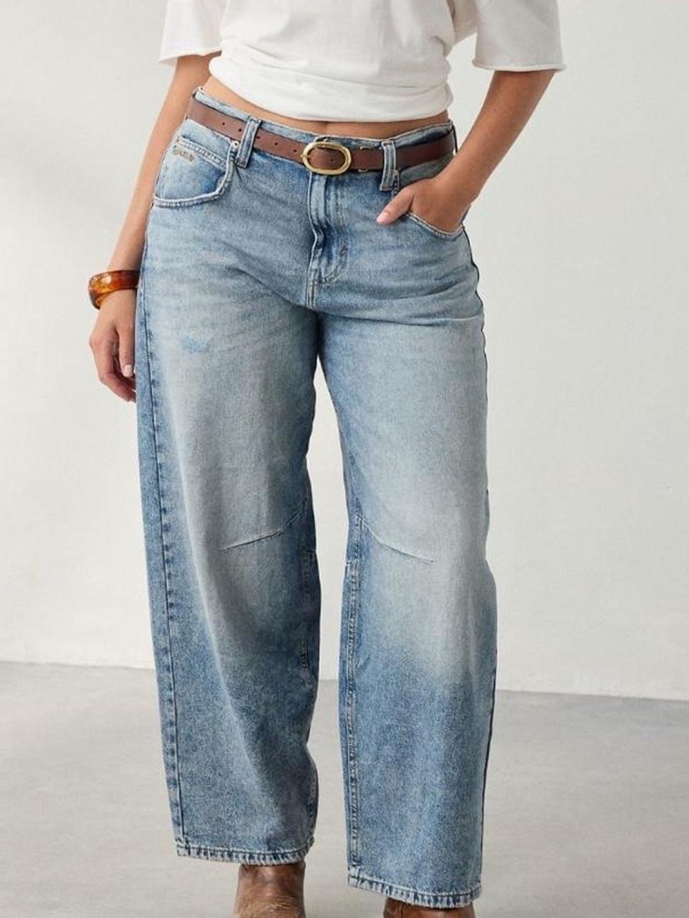 BDG Faded Light Blue High-Rise Baggy Barrel Jeans